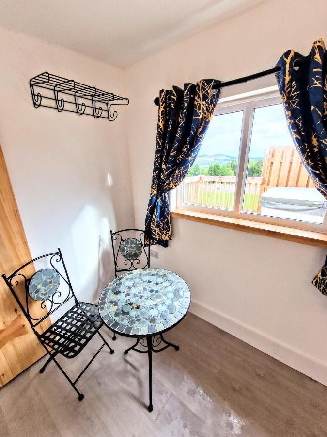 Kaoglen Fallow Pod - Luxury - Hot Tub - Pet Friendly Blairgowrie and Rattray Kültér fotó